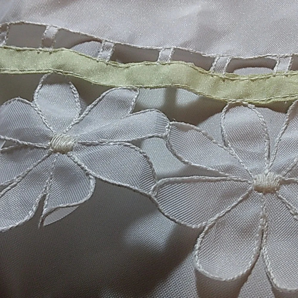 Shower curtain embroidered floral